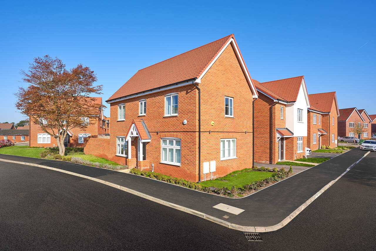 New Homes in Deepcut for Sale, New Build Housing Developments near